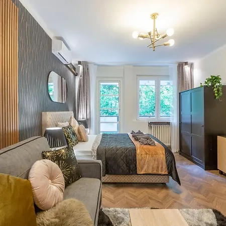 Appartement Stylish Quentin In The King Street Budapest