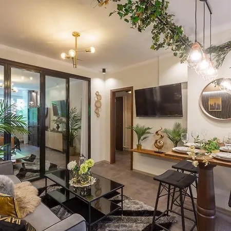 Stylish Quentin In The King Street Appartement Budapest
